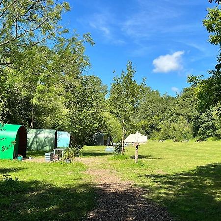 Hotel Battle Pods And Bells Glamping Zewnętrze zdjęcie