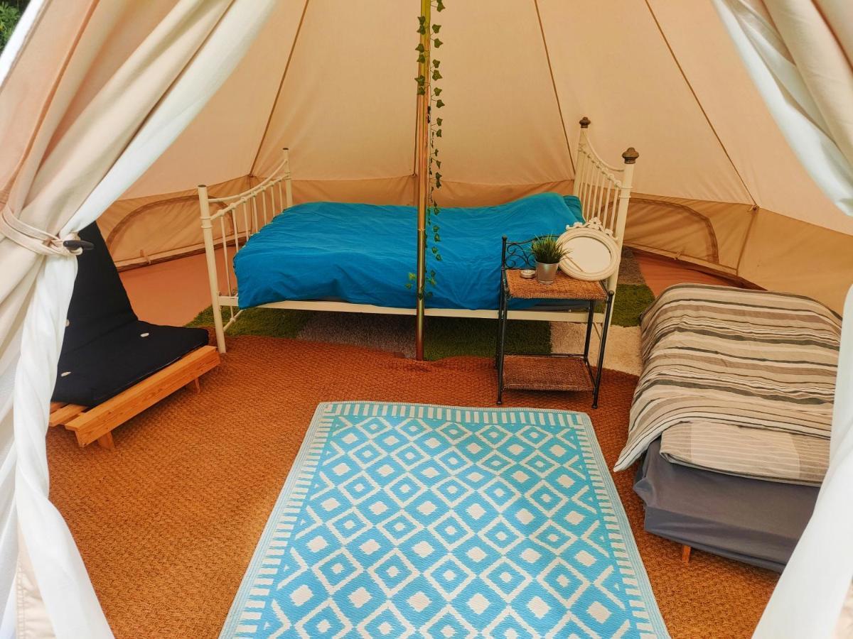 Hotel Battle Pods And Bells Glamping Zewnętrze zdjęcie