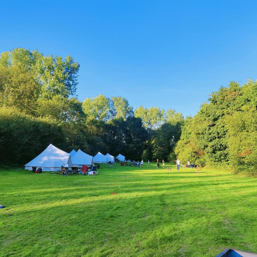Hotel Battle Pods And Bells Glamping Zewnętrze zdjęcie