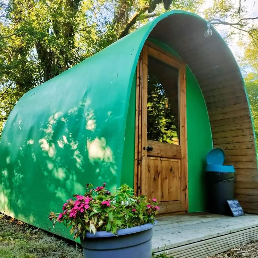 Hotel Battle Pods And Bells Glamping Zewnętrze zdjęcie