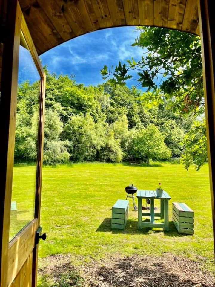 Hotel Battle Pods And Bells Glamping Zewnętrze zdjęcie