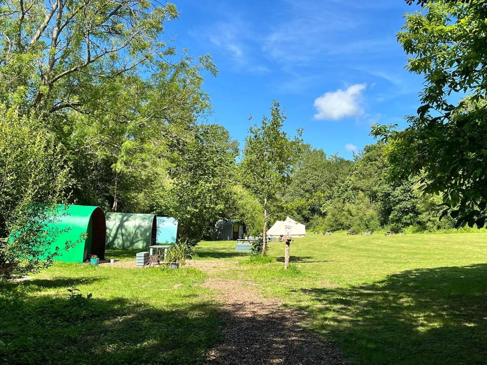Hotel Battle Pods And Bells Glamping Zewnętrze zdjęcie